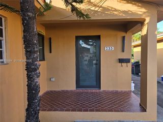 233 E 7th Street, Hialeah, FL 33010
