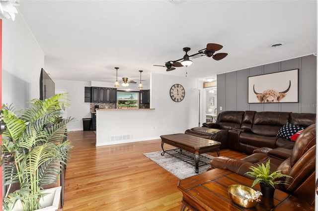 717 NE 39TH COURT, Ocala, FL 34470