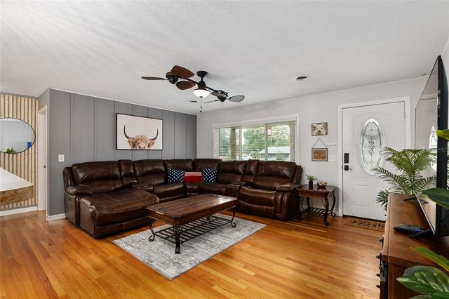 717 NE 39TH COURT, Ocala, FL 34470