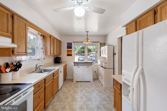 216 E MARKET ST, Wilmington, DE 19804