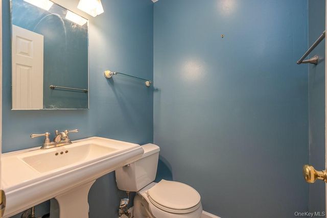 132 Neptune Drive, Monroe, NY 10950