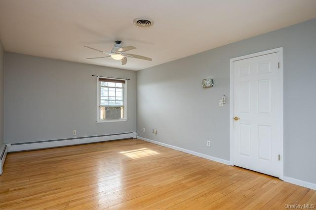 132 Neptune Drive, Monroe, NY 10950