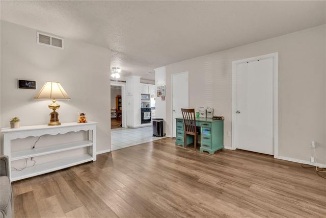 2505 N Hammond Avenue, Oklahoma City, OK 73127