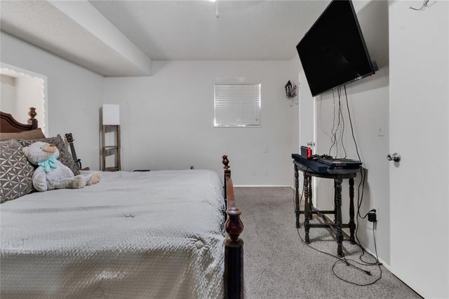 2505 N Hammond Avenue, Oklahoma City, OK 73127