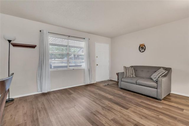 2505 N Hammond Avenue, Oklahoma City, OK 73127