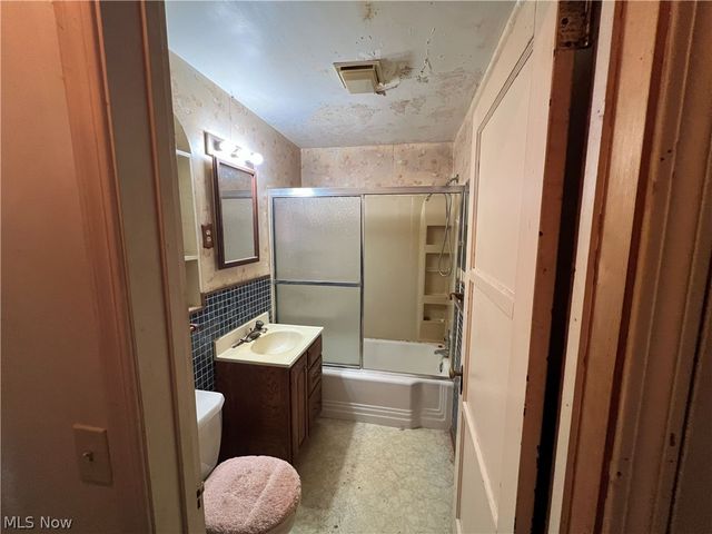 269 High Street, Conneaut, OH 44030