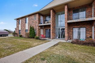 15142 Seagull Unit#17 Drive 17, Sterling Heights, MI 48313