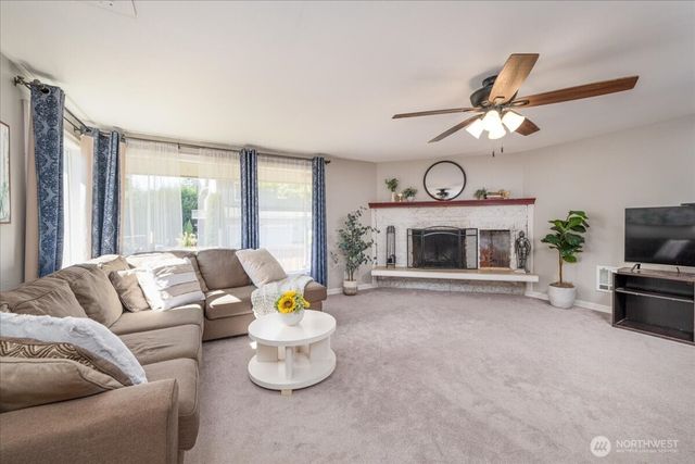 1028 135th St SW Unit #29, Everett, WA 98204