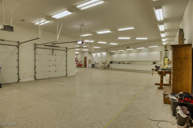 66 Innisbrook Avenue, Las Vegas, NV 89113