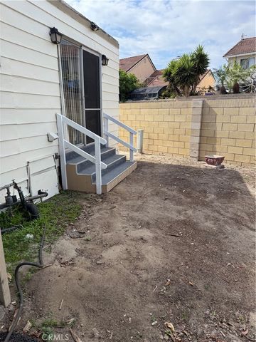 4117 McFadden 603, Santa Ana, CA 92704