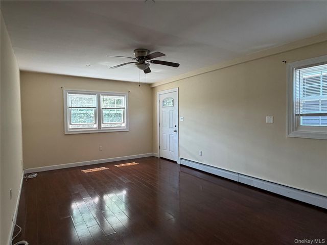 422 E CHESTER Street E 2, Long Beach, NY 11561