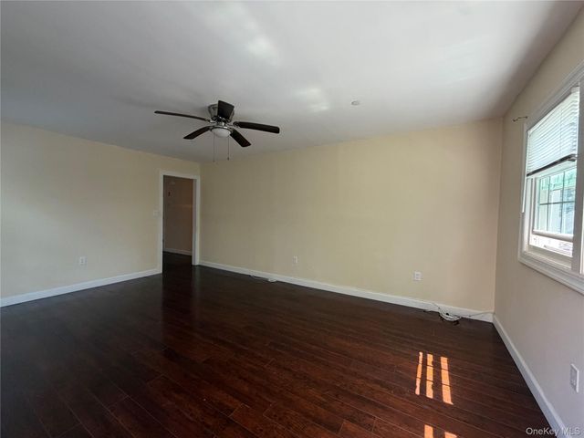 422 E CHESTER Street E 2, Long Beach, NY 11561