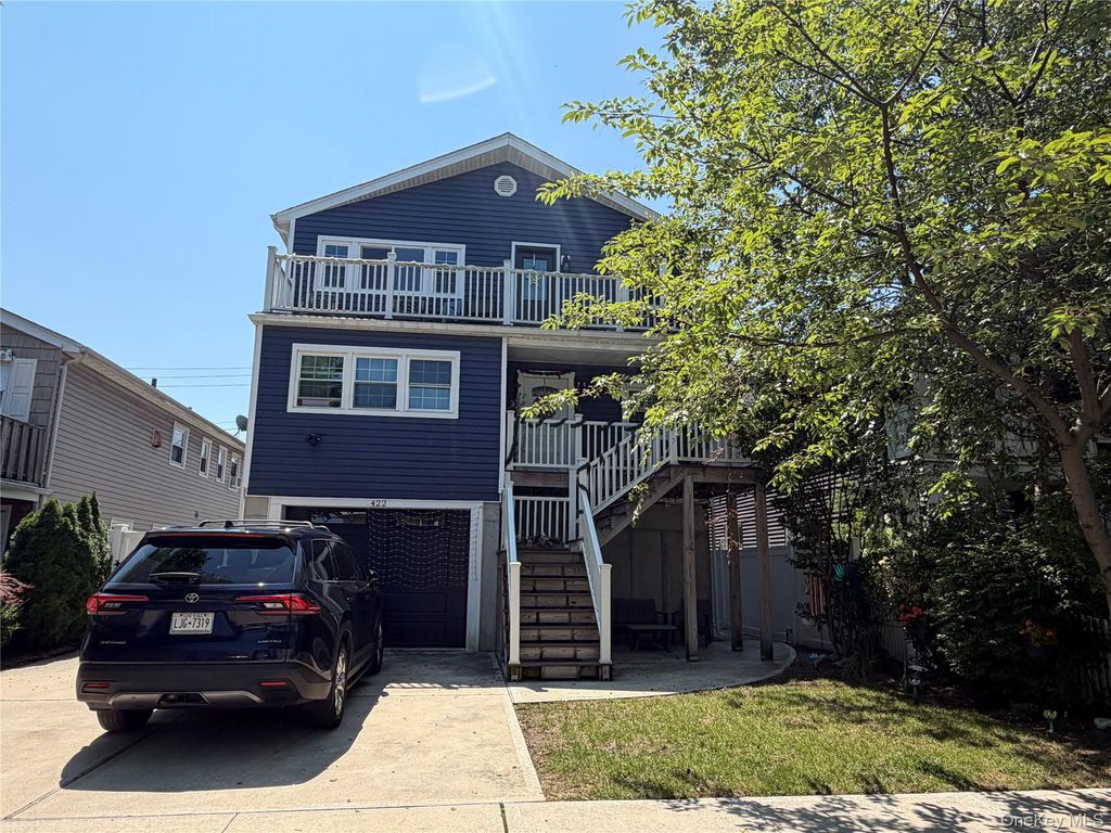 422 E CHESTER Street E 2, Long Beach, NY 11561