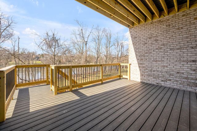 753 Shady Cove, Lexington, KY 40515