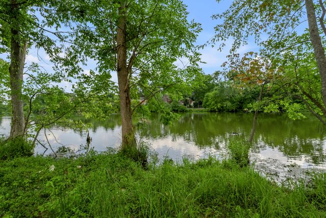 753 Shady Cove, Lexington, KY 40515