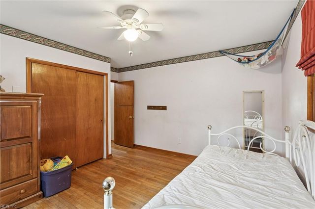 59 Woods LN, Hampton, VA 23666