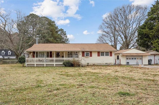 59 Woods LN, Hampton, VA 23666