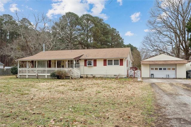 59 Woods LN, Hampton, VA 23666