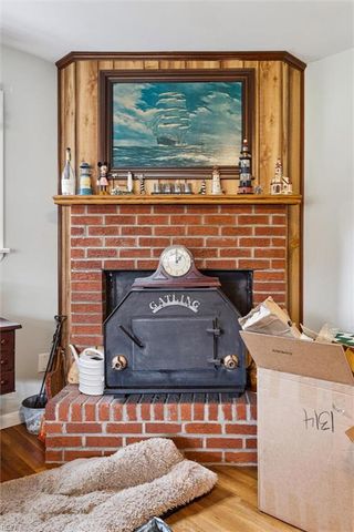 59 Woods LN, Hampton, VA 23666