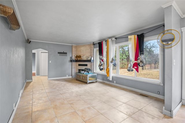 3225 Easton Boulevard, Des Moines, IA 50317