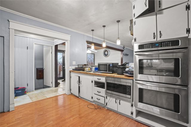 3225 Easton Boulevard, Des Moines, IA 50317