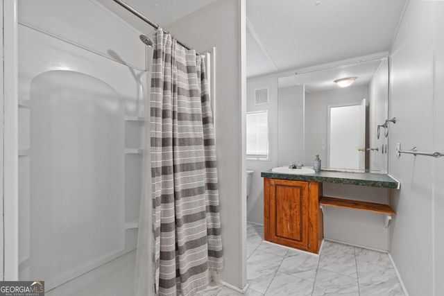 231 Lakeshore Drive, Eatonton, GA 31024