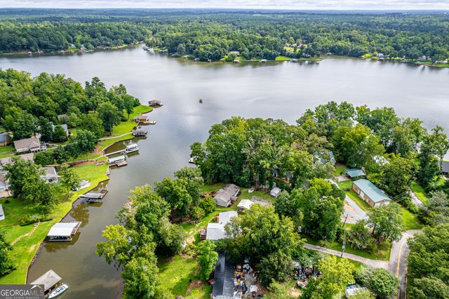 231 Lakeshore Drive, Eatonton, GA 31024