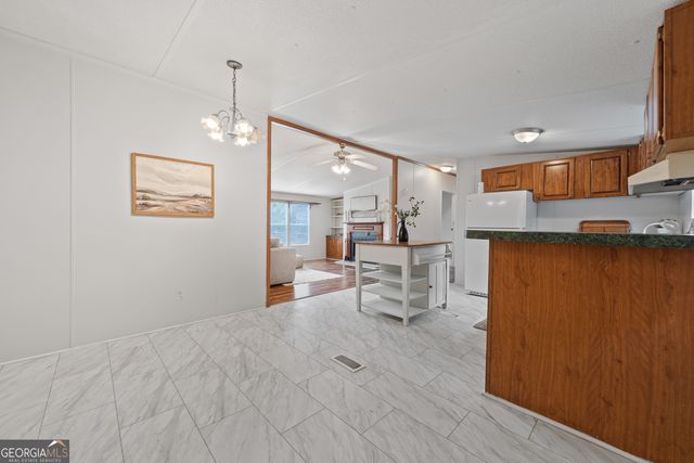 231 Lakeshore Drive, Eatonton, GA 31024