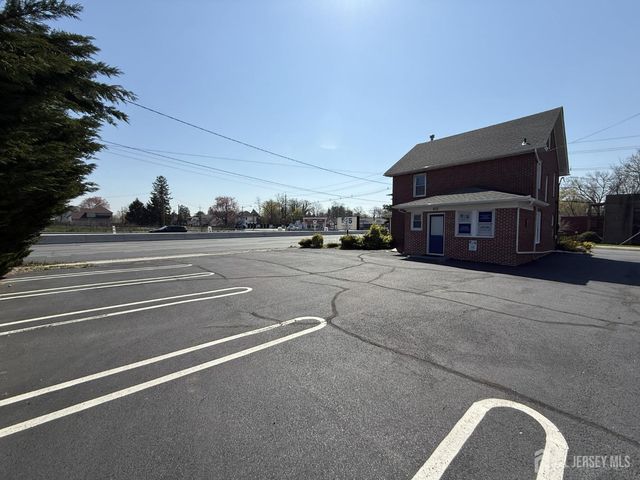 505 State Route 18, East Brunswick, NJ 08816