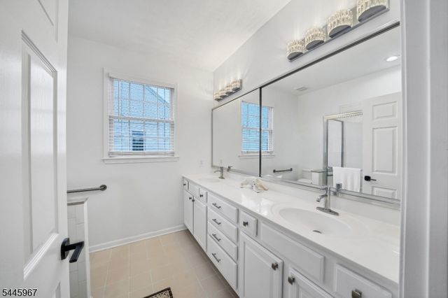 30 Benjamin St, Franklin Twp., NJ 08873