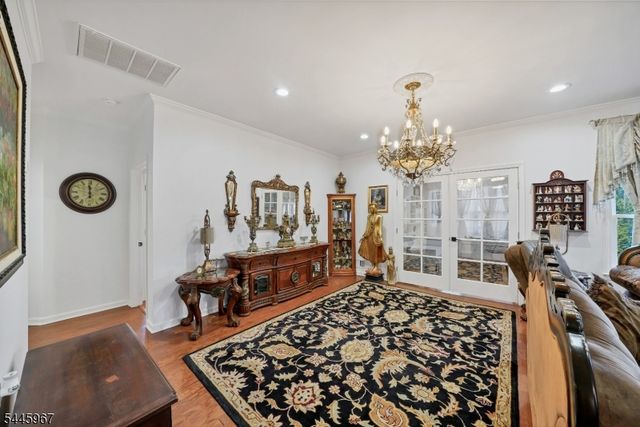 30 Benjamin St, Franklin Twp., NJ 08873