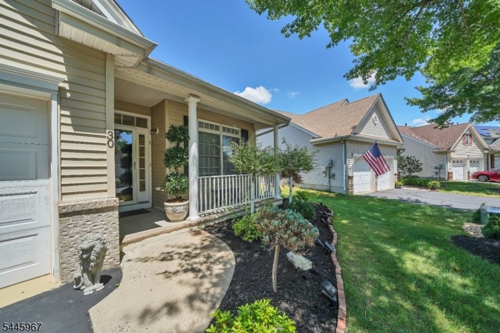 30 Benjamin St, Franklin Twp., NJ 08873 — photo 2