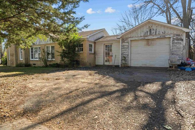 816 N Englewood, Tyler, TX 75702