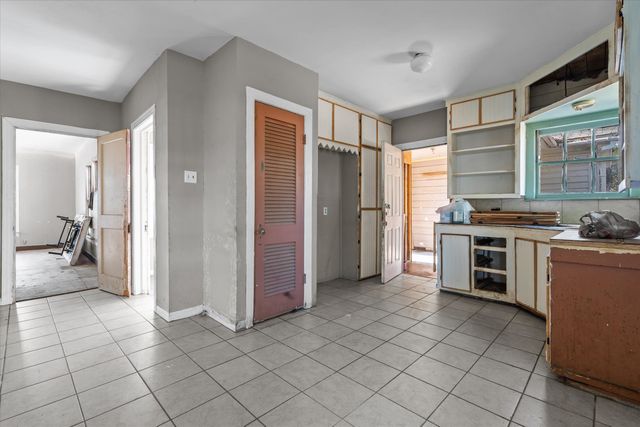 816 N Englewood, Tyler, TX 75702