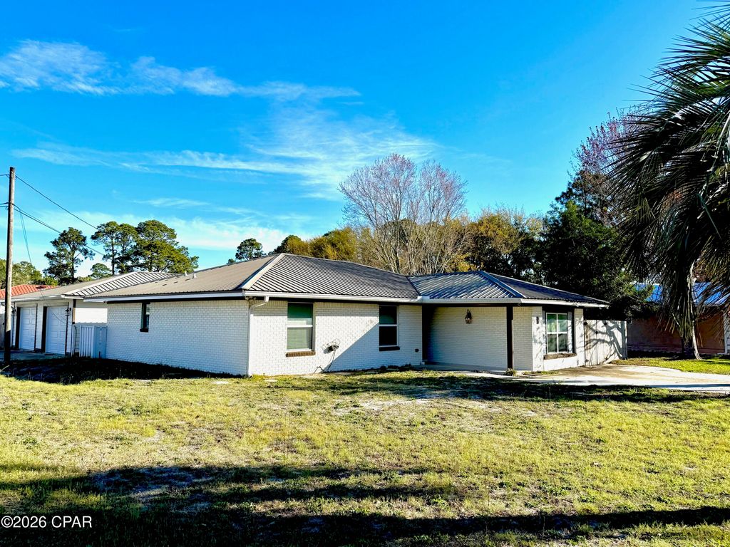 Image 3 of property listing at 201 Armstrong Circle, Panama City Beach, FL 32413