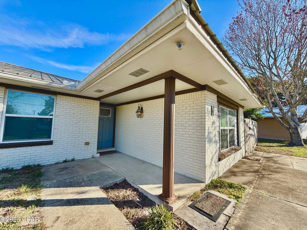 Image 5 of property listing at 201 Armstrong Circle, Panama City Beach, FL 32413