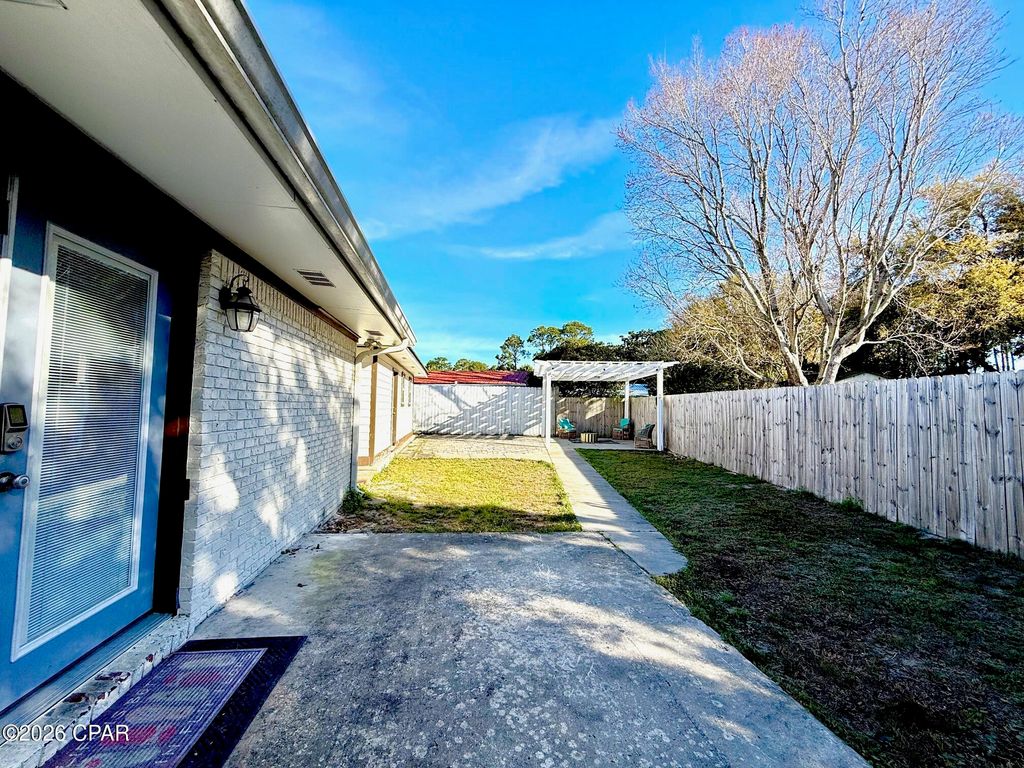 Image 7 of property listing at 201 Armstrong Circle, Panama City Beach, FL 32413