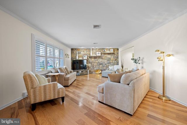 2563 SHELLY RD, Harleysville, PA 19438