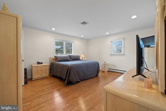 2563 SHELLY RD, Harleysville, PA 19438