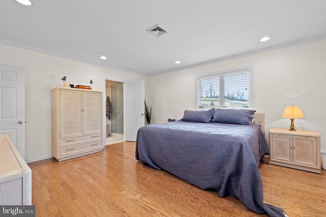 2563 SHELLY RD, Harleysville, PA 19438