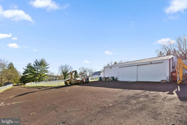 2563 SHELLY RD, Harleysville, PA 19438