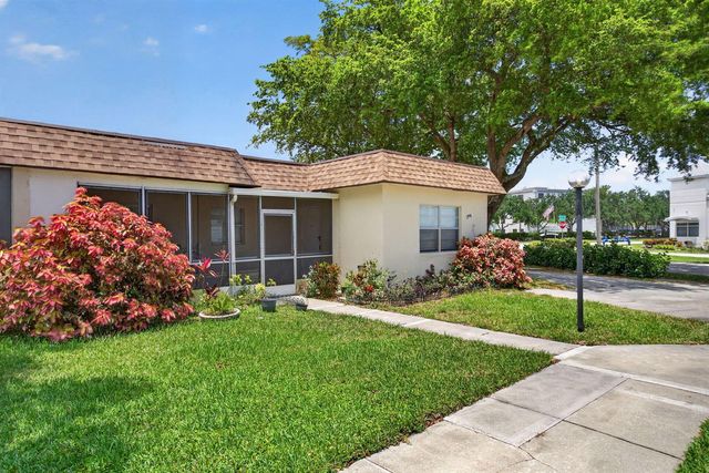 2004 SW Natura Boulevard D, Deerfield Beach, FL 33441