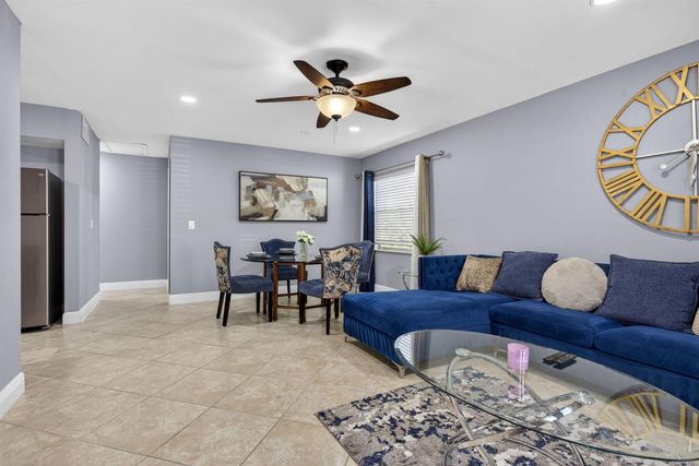 2004 SW Natura Boulevard D, Deerfield Beach, FL 33441