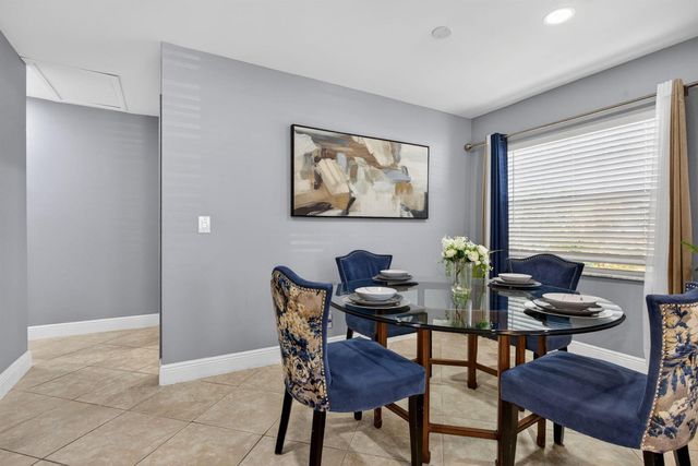 2004 SW Natura Boulevard D, Deerfield Beach, FL 33441