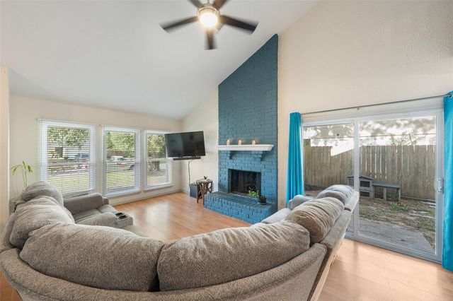 3223 Holly Green Drive, Kingwood, TX 77339