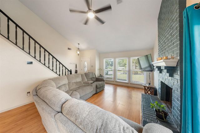 3223 Holly Green Drive, Kingwood, TX 77339
