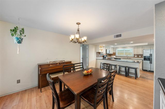 3223 Holly Green Drive, Kingwood, TX 77339