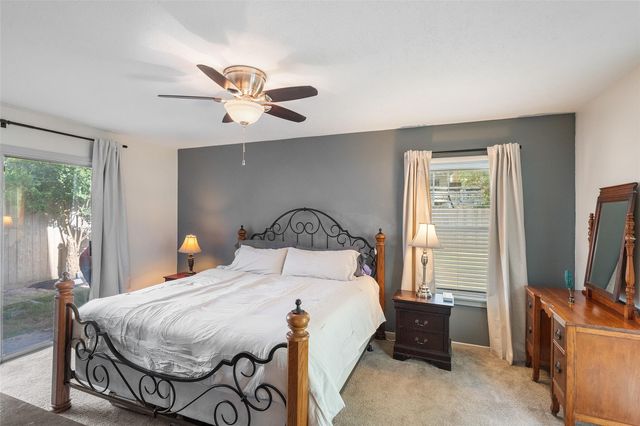 3223 Holly Green Drive, Kingwood, TX 77339