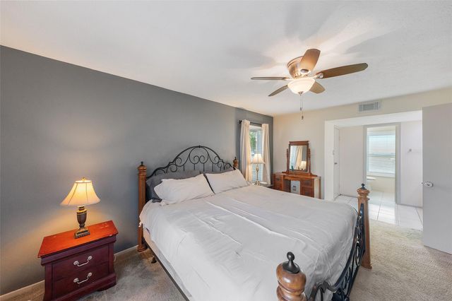 3223 Holly Green Drive, Kingwood, TX 77339