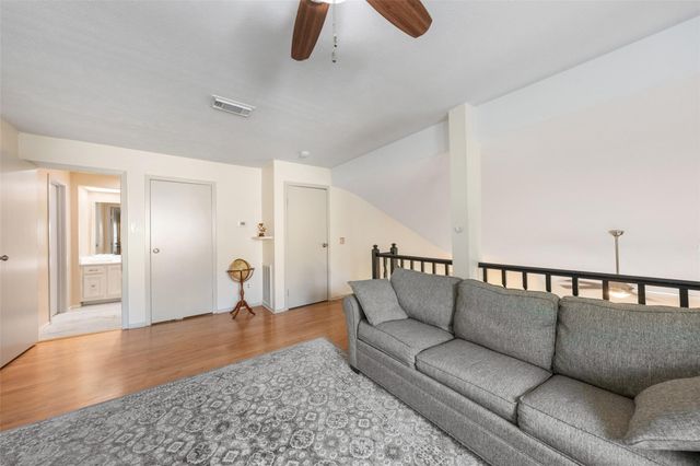3223 Holly Green Drive, Kingwood, TX 77339